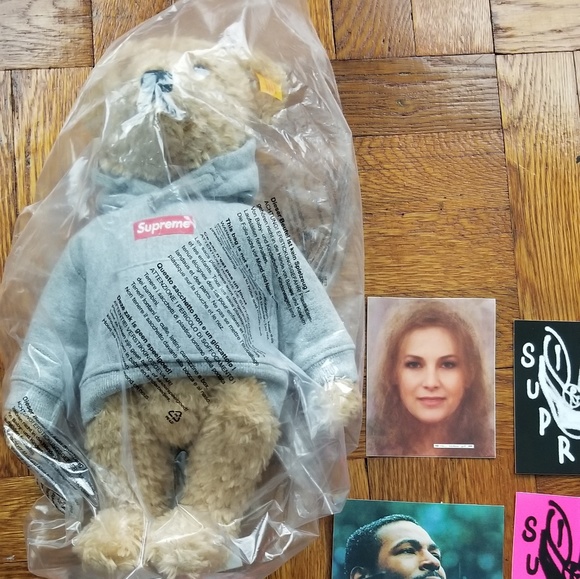 supreme x steiff bear